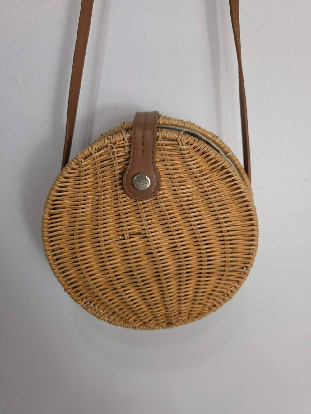 Zara Woven Round Crossbody Tan Bag - Picture 4 of 10
